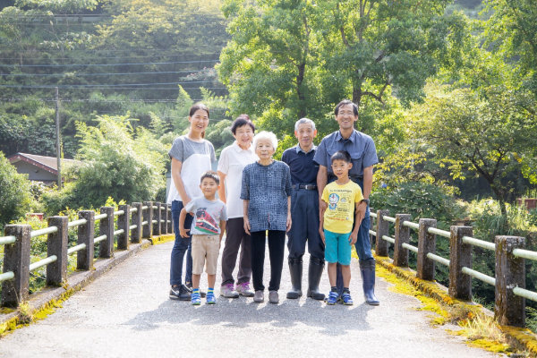 真妻にこだわって50年 | 滝尻わさび園